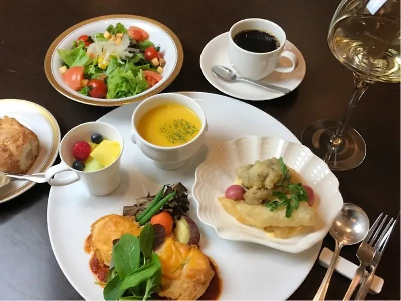 Nagoya Creston Hotel 3*,
